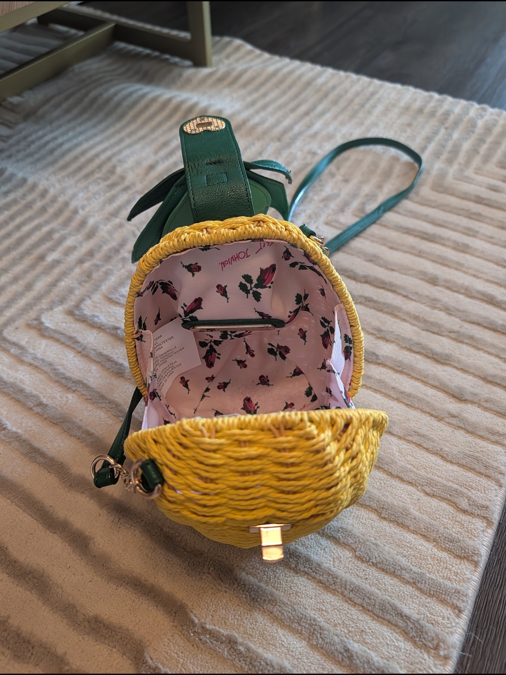 Betsey Johnson Woven Pineapple Bag - Picture 4 of 6